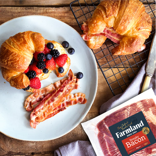 Croissants with fresh berries, mascarpone and bacon
