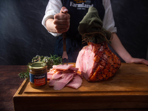 Apricot Glazed Christmas Ham